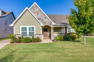 637 Kagen Ct, Burleson, TX 76028 - Photo 1