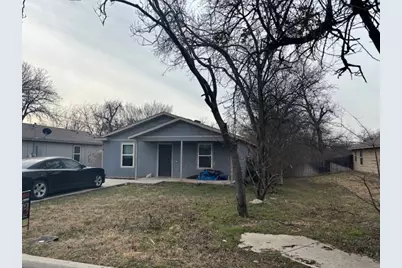 315 N Morris Street, Gainesville, TX 76240 - Photo 1