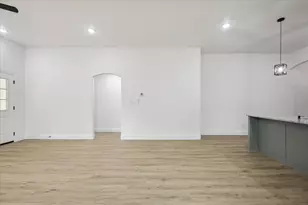 111 N Oak St, Ector, TX 75439 - Photo 22