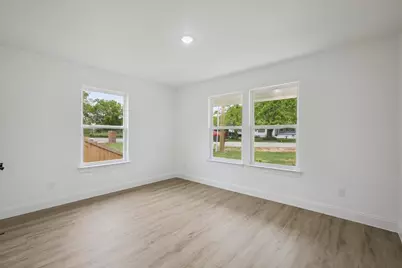 111 N Oak Street, Ector, TX 75439 - Photo 16