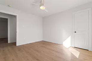 9625 Homeplace Dr, Dallas, TX 75217 - Photo 16