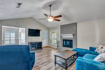 650 Tena Court, Burleson, TX 76028 - Photo 8