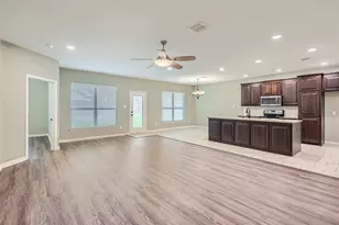 204 W Patton Ave, Alvarado, TX 76009 - Photo 4