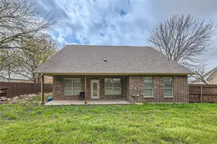 204 W Patton Ave, Alvarado, TX 76009 - Photo 16