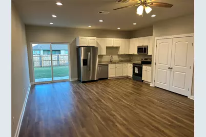 3825 Skylane Avenue, Corsicana, TX 75110 - Photo 8