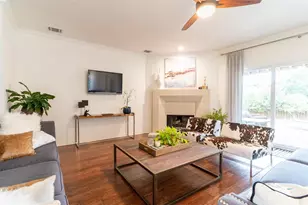 10451 Enchanted Meadow Dr, Frisco, TX 75033 - Photo 6