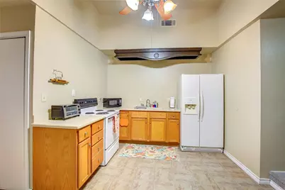 161 E Dallas Avenue, Cooper, TX 75432 - Photo 28