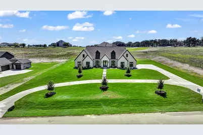 621 Hondo Crossing, Weatherford, TX 76087 - Photo 2