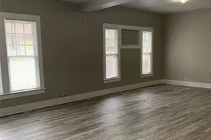 815 S Willow St, Sherman, TX 75090 - Photo 4