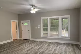 815 S Willow St, Sherman, TX 75090 - Photo 2