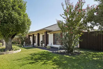 102 E Ridgegate Drive, Garland, TX 75040 - Photo 4