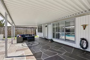 102 E Ridgegate Dr, Garland, TX 75040 - Photo 22