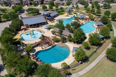 10104 Waterstone Way, McKinney, TX 75072 - Photo 2