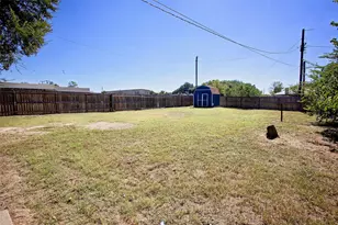 1214 3rd St, Graham, TX 76450 - Photo 20