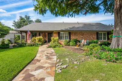 6135 Danbury Lane, Dallas, TX 75214 - Photo 1