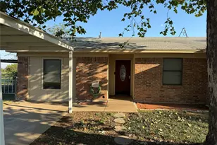 58 Roberts Rd, Mineral Wells, TX 76067 - Photo 4