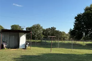 58 Roberts Rd, Mineral Wells, TX 76067 - Photo 28