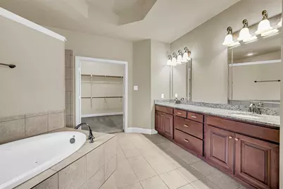 2723 Portside Drive, Grand Prairie, TX 75054 - Photo 12