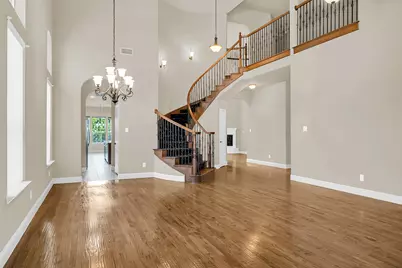 2723 Portside Drive, Grand Prairie, TX 75054 - Photo 4