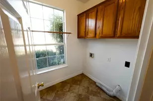 3613 Cotton Creek Ln, Fort Worth, TX 76123 - Photo 10