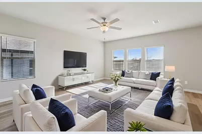 519 Clover Creek Drive, Princeton, TX 75071 - Photo 6