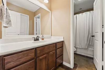 1015 S Adams Street, McGregor, TX 76657 - Photo 6