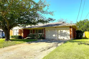 1206 Usher St, Benbrook, TX 76126 - Photo 1