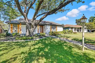 5209 Elkridge Dr, Dallas, TX 75227 - Photo 2