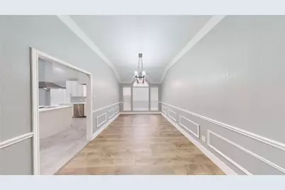 8343 Crystalwood Drive, Dallas, TX 75249 - Photo 4