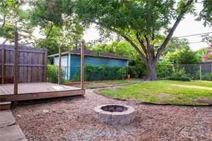 2715 Burlington Blvd, Dallas, TX 75211 - Photo 10