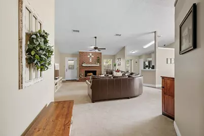 2073 Wedgewood Drive, Grapevine, TX 76051 - Photo 4