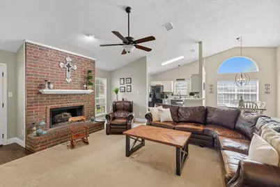 2073 Wedgewood Drive, Grapevine, TX 76051 - Photo 8