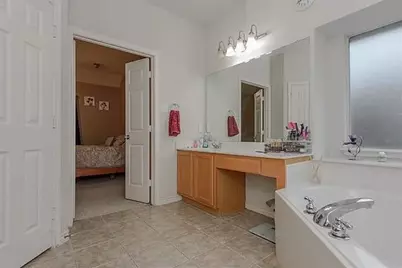 2713 Clubhouse Drive, Denton, TX 76210 - Photo 14