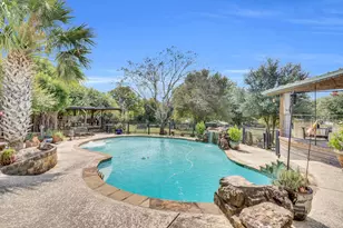 490 James Rd, Ferris, TX 75125 - Photo 26