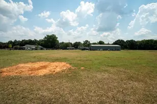 111 N Briar Oaks Rd, Burleson, TX 76028 - Photo 14