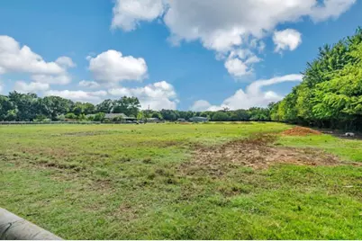 111 N Briaroaks Road, Burleson, TX 76028 - Photo 34