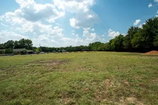 111 N Briar Oaks Rd, Burleson, TX 76028 - Photo 8