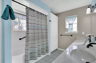 402 Seneca Dr, Waxahachie, TX 75165 - Photo 22