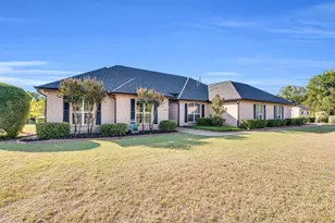 402 Seneca Dr, Waxahachie, TX 75165 - Photo 6