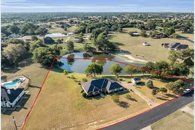 402 Seneca Drive, Waxahachie, TX 75165 - Photo 4