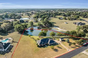 402 Seneca Dr, Waxahachie, TX 75165 - Photo 4