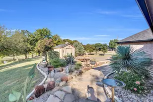 402 Seneca Dr, Waxahachie, TX 75165 - Photo 32
