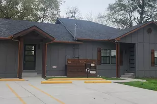 902 Chestnut St, Commerce, TX 75428 - Photo 1