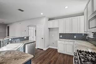 2922 Cove Meadow Ln, Frisco, TX 75033 - Photo 10