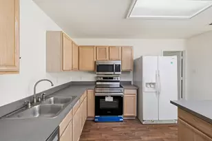 7604 Amsterdam Ln, Arlington, TX 76002 - Photo 16