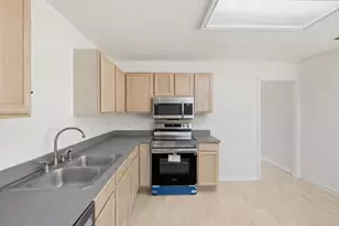 7604 Amsterdam Ln, Arlington, TX 76002 - Photo 12