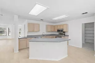 7604 Amsterdam Ln, Arlington, TX 76002 - Photo 8
