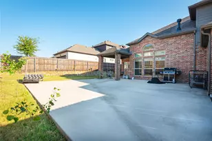 4425 Avocet Cir, Garland, TX 75043 - Photo 2