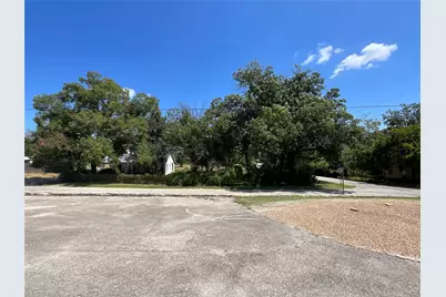 605 N Kirk Street, Hico, TX 76457 - Photo 12