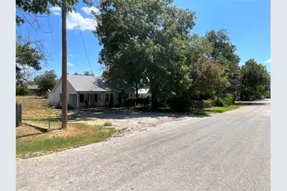 605 N Kirk Street, Hico, TX 76457 - Photo 10